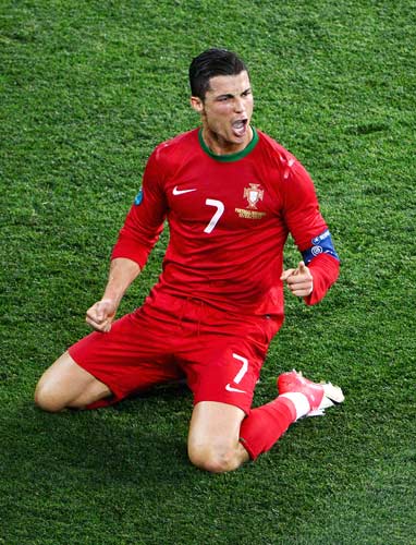 湖人遭遇三连败，赛后平台打分，最高分东契奇，最低分不是詹姆斯