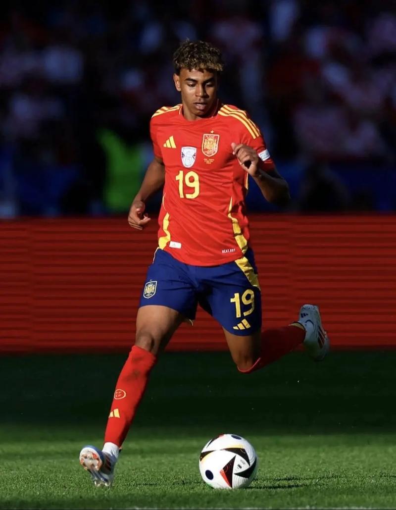 争冠集团保持稳定发挥